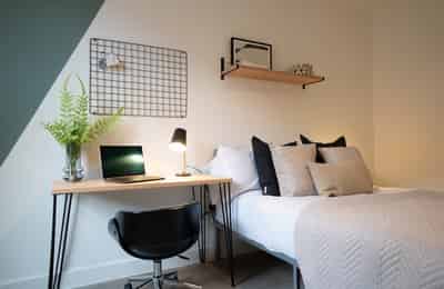 Room in a 6 Bedroom Apartment, Thesiger Street, Lincoln LN5 7UL - Lincoln, England, United Kingdom - Bedroom 1 - Bedroom