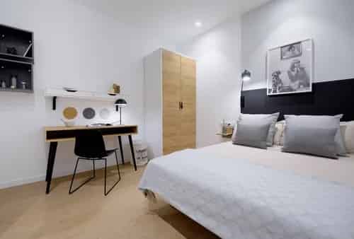 Common Area?w=400&h=260&fit=crop&q=40&auto=format&trim=auto