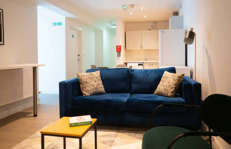 Room in a 4 Bedroom Apartment, 119 Canwick Road, Lincoln LN5 8EY - Lincoln, England, United Kingdom - Common Area