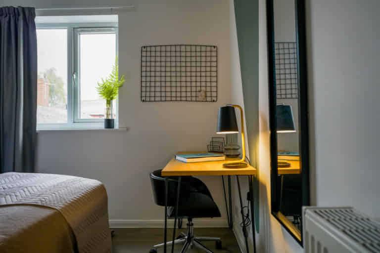 Bedroom 1  - Bathroom?w=400&h=260&fit=crop&q=40&auto=format&trim=auto