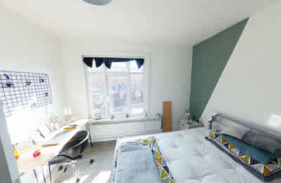 Room in a 8 Bedroom Apartment, 71 Monks Road, Lincoln LN2 5HP - Lincoln, England, United Kingdom - Bedroom 1 - Bedroom