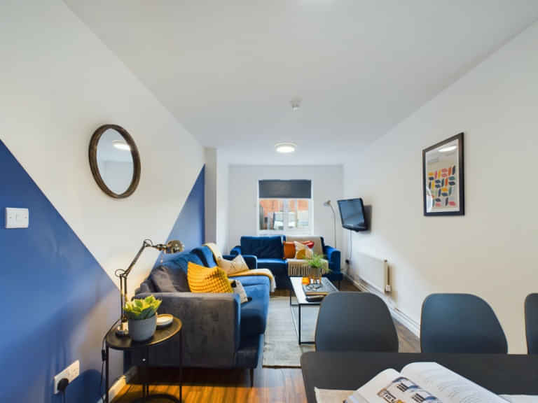 Room in a 6 Bedroom Apartment, 1 Brookside, Derby DE1 3JY - Derby, England, United Kingdom - Common Area