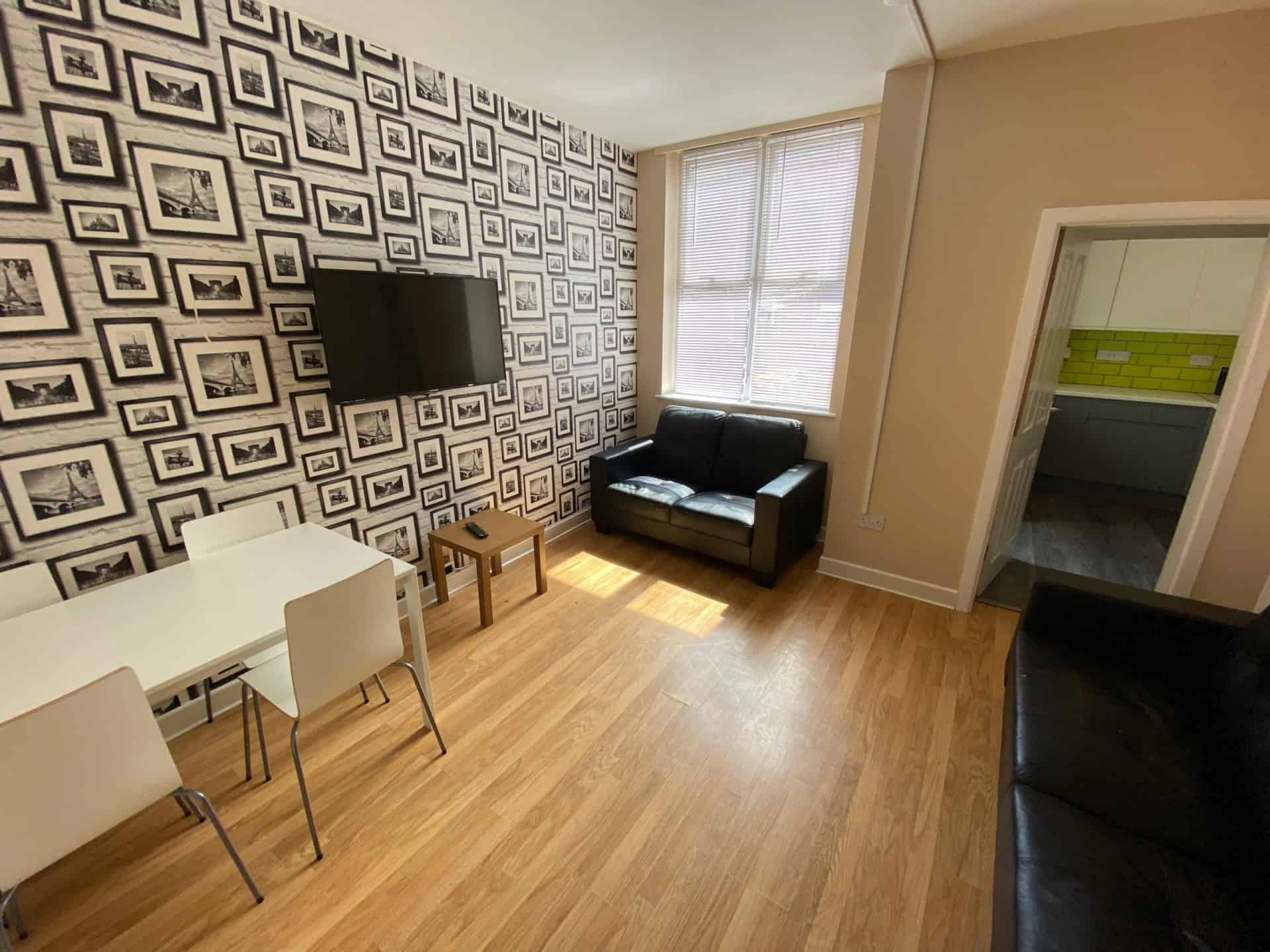 Room in a 4 Bedroom Apartment, 16 Lovat Road, Preston PR1 6DP - Preston, England, United Kingdom - Common Area
