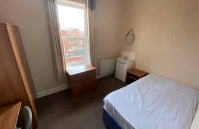 Room in a 8 Bedroom Apartment, 73 Dallas Street, Preston PR1 7UY - Preston, England, United Kingdom - Bedroom 2 - Bedroom
