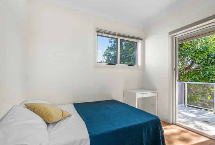 Room in a 6 Bedroom Apartment, 55 Houston Rd, Kingsford 2032 (Room 6) - Sydney, New South Wales, Australia - Room 6 - Bedroom