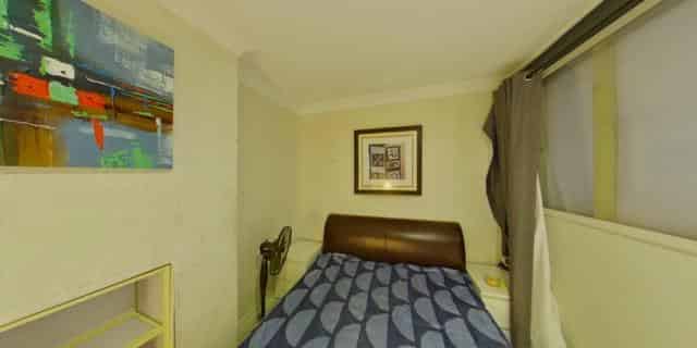 Common Area?w=400&h=260&fit=crop&q=40&auto=format&trim=auto