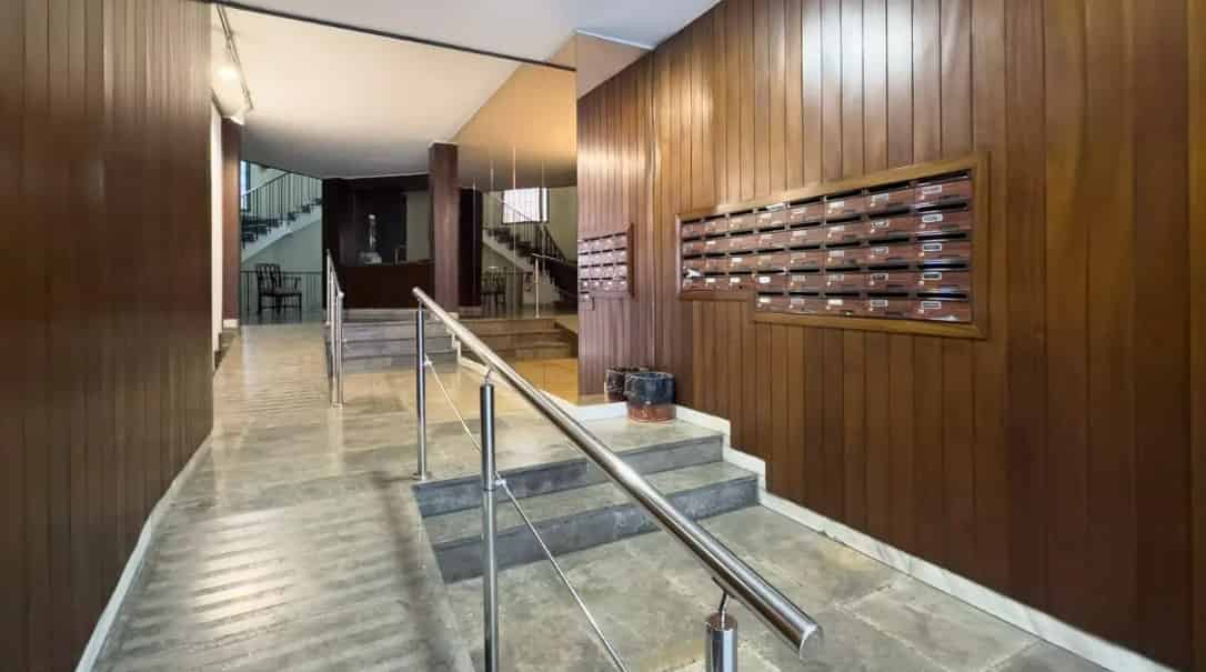 Roger De Lluria 1, Barcelona - Barcelona, Spain - Common Area