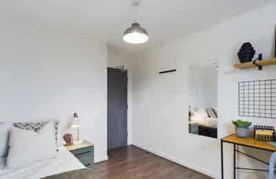 Room in a 6 Bedroom Apartment, 2, Flat 2 Clint Road West, Liverpool L7 5DB - Liverpool, England, United Kingdom - Bedroom 3 - Bedroom