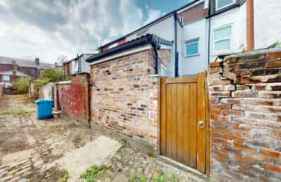 Room in a 6 Bedroom Apartment, 18 Halsbury Road, Liverpool L6 6DQ - Liverpool, England, United Kingdom - Exterior