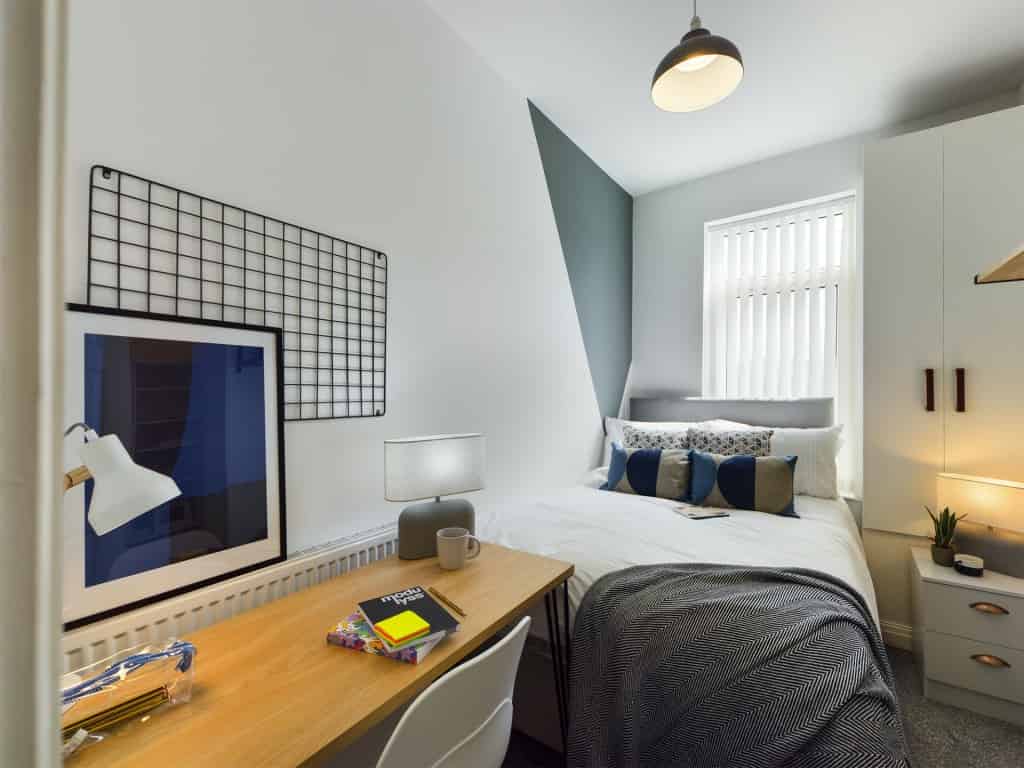 Room in a 6 Bedroom Apartment, 36 Brae Street, Liverpool L7 2QQ - Liverpool, England, United Kingdom - Bedroom 4 - Bedroom