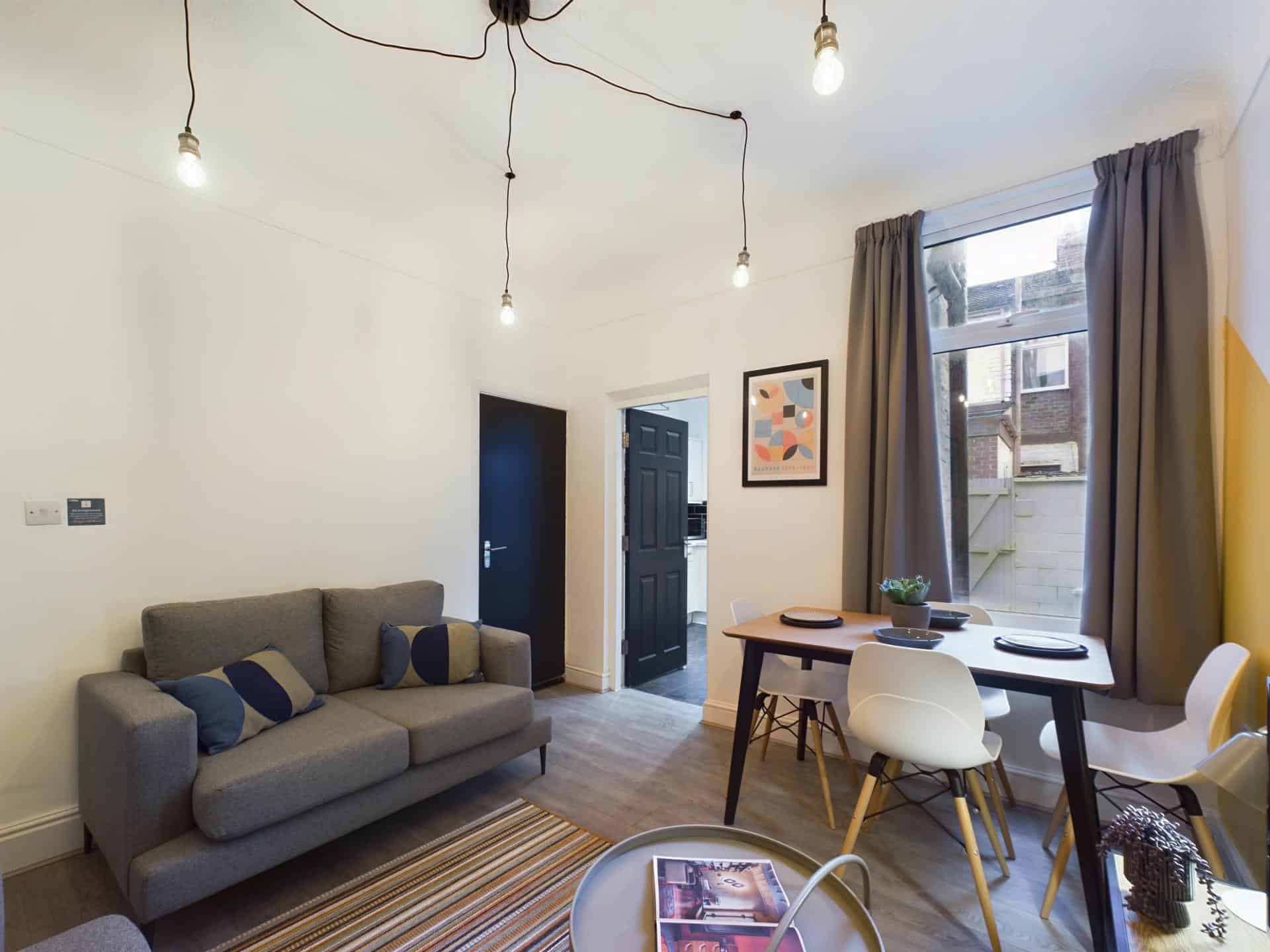 Room in a 4 Bedroom Apartment, 102 Leopold Road, Liverpool L7 8SR - Liverpool, England, United Kingdom - Common Area