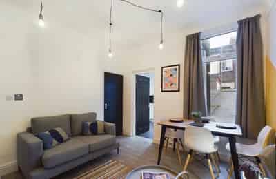 Room in a 4 Bedroom Apartment, 102 Leopold Road, Liverpool L7 8SR - Liverpool, England, United Kingdom - Common Area