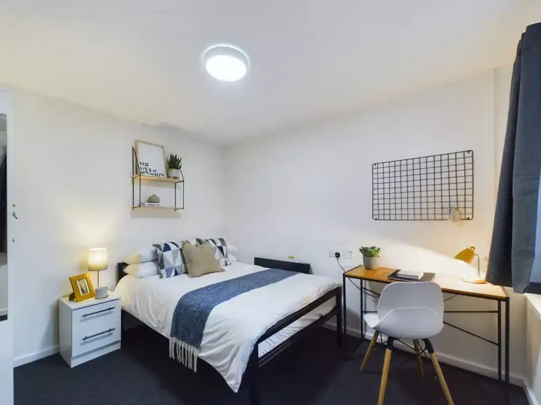 20 Brookside, Derby - Derby, England, United Kingdom - 3 Bedroom House - Bedroom