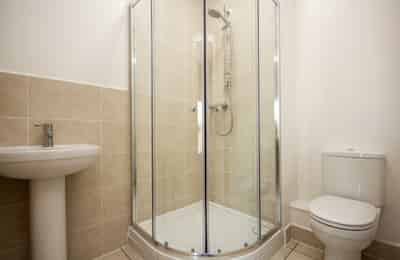 Room in a 5 Bedroom Apartment, Flat 4, 18 China Street, Lancaster LA1 1EX - Lancaster, England, United Kingdom - Bedroom 1 - Bathroom