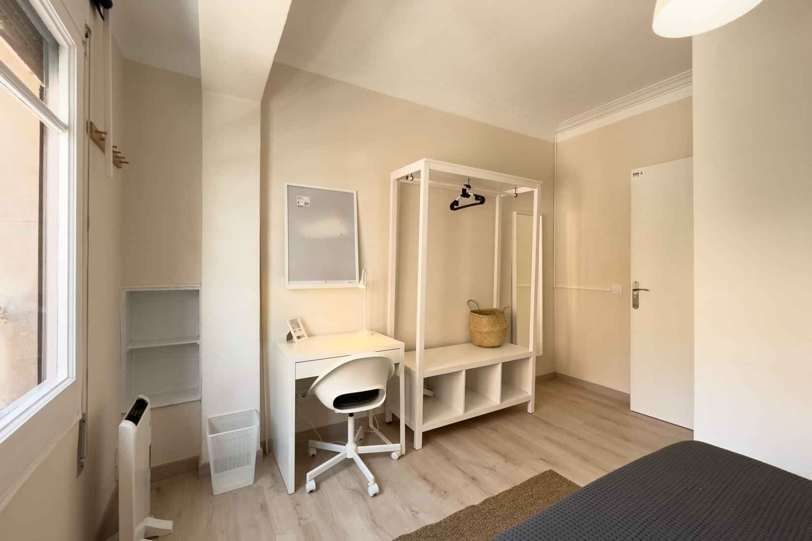 Kitchen?w=400&h=260&fit=crop&q=40&auto=format&trim=auto