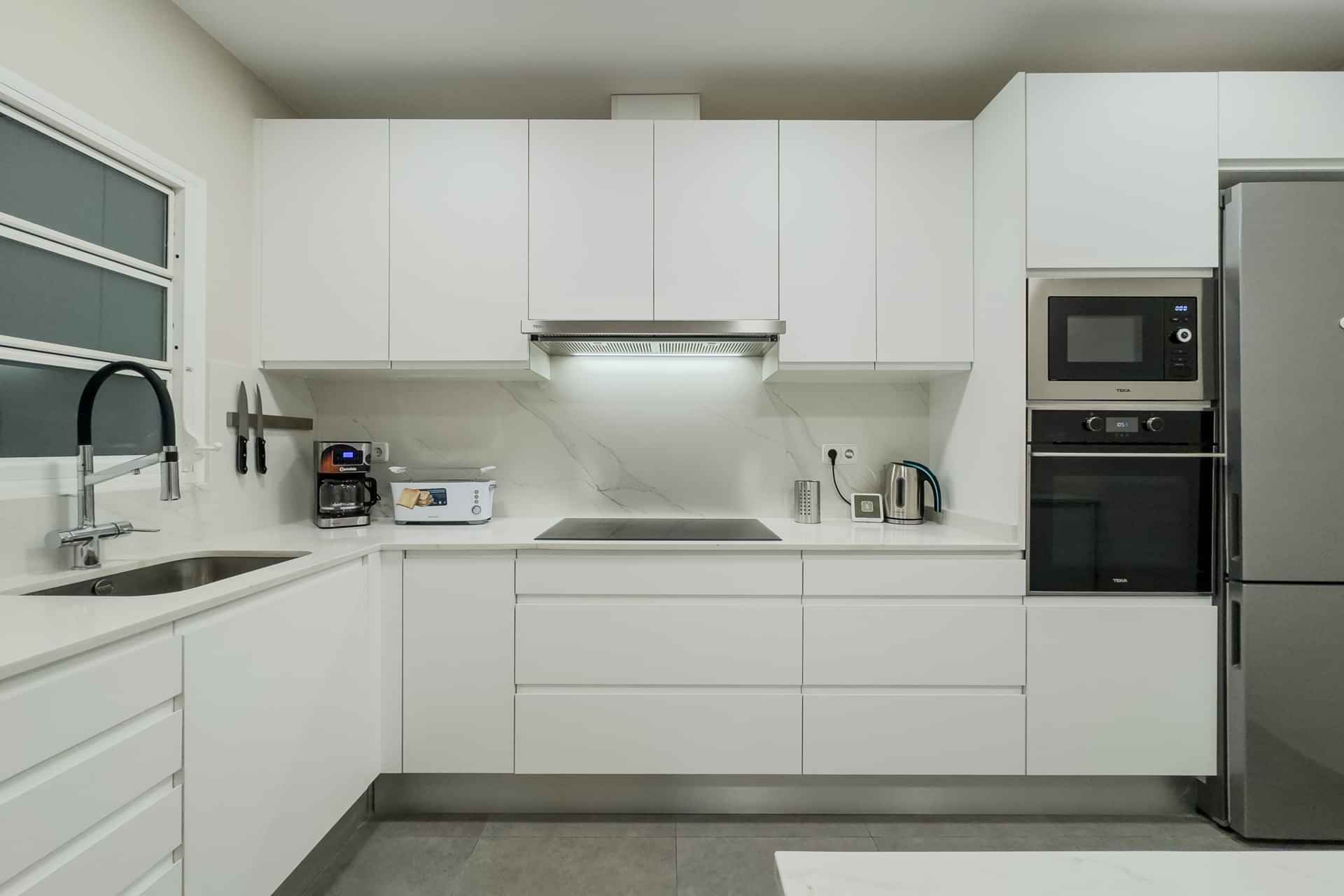 Bertran, Barcelona - Barcelona, Spain - Kitchen