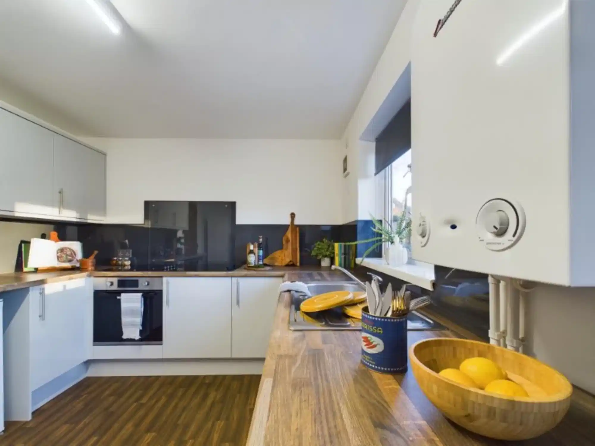5 Brookside, Derby - Derby, England, United Kingdom - Kitchen