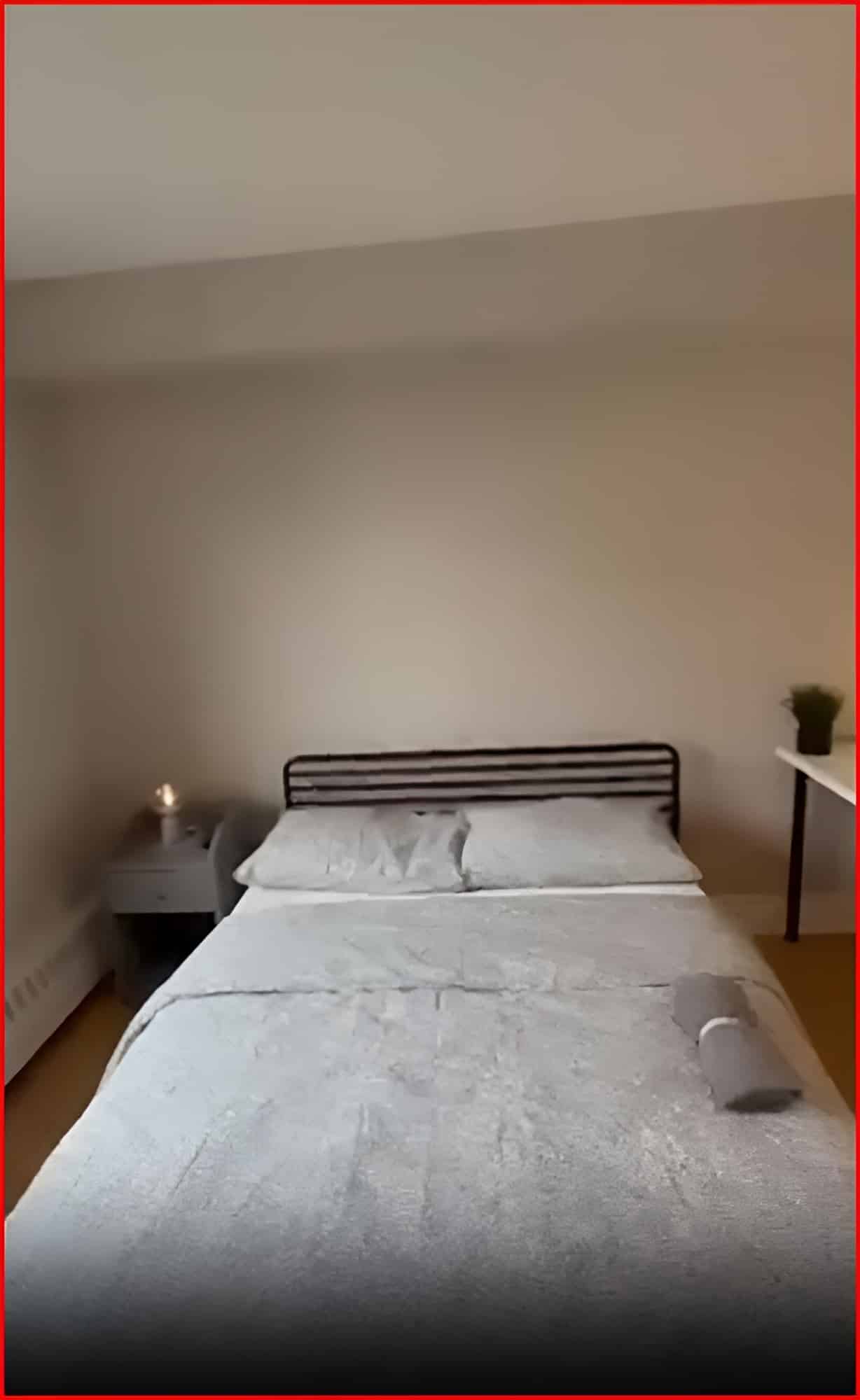 Amenities?w=400&h=260&fit=crop&q=40&auto=format&trim=auto