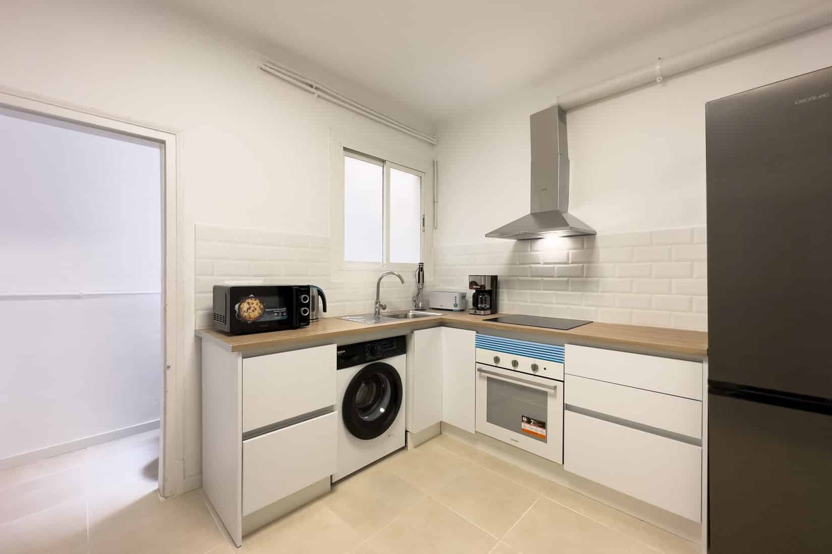 Numancia 2, Barcelona - Barcelona, Spain - Kitchen