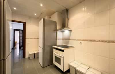 Diagonal 2, Barcelona - Barcelona, Spain - Kitchen