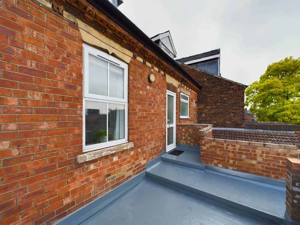 Room in a 6 Bedroom Apartment, West Parade, Lincoln LN1 1QL - Lincoln, England, United Kingdom - Exterior