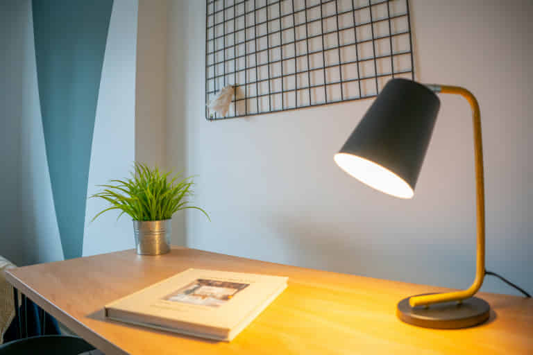 Room in a 6 Bedroom Apartment, 64 A Monson Street, Lincoln LN5 7SB - Lincoln, England, United Kingdom - Bedroom 1  - Amenities