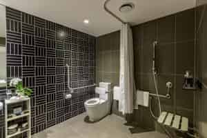 Studio Residence - Bathroom?w=400&h=260&fit=crop&q=40&auto=format&trim=auto