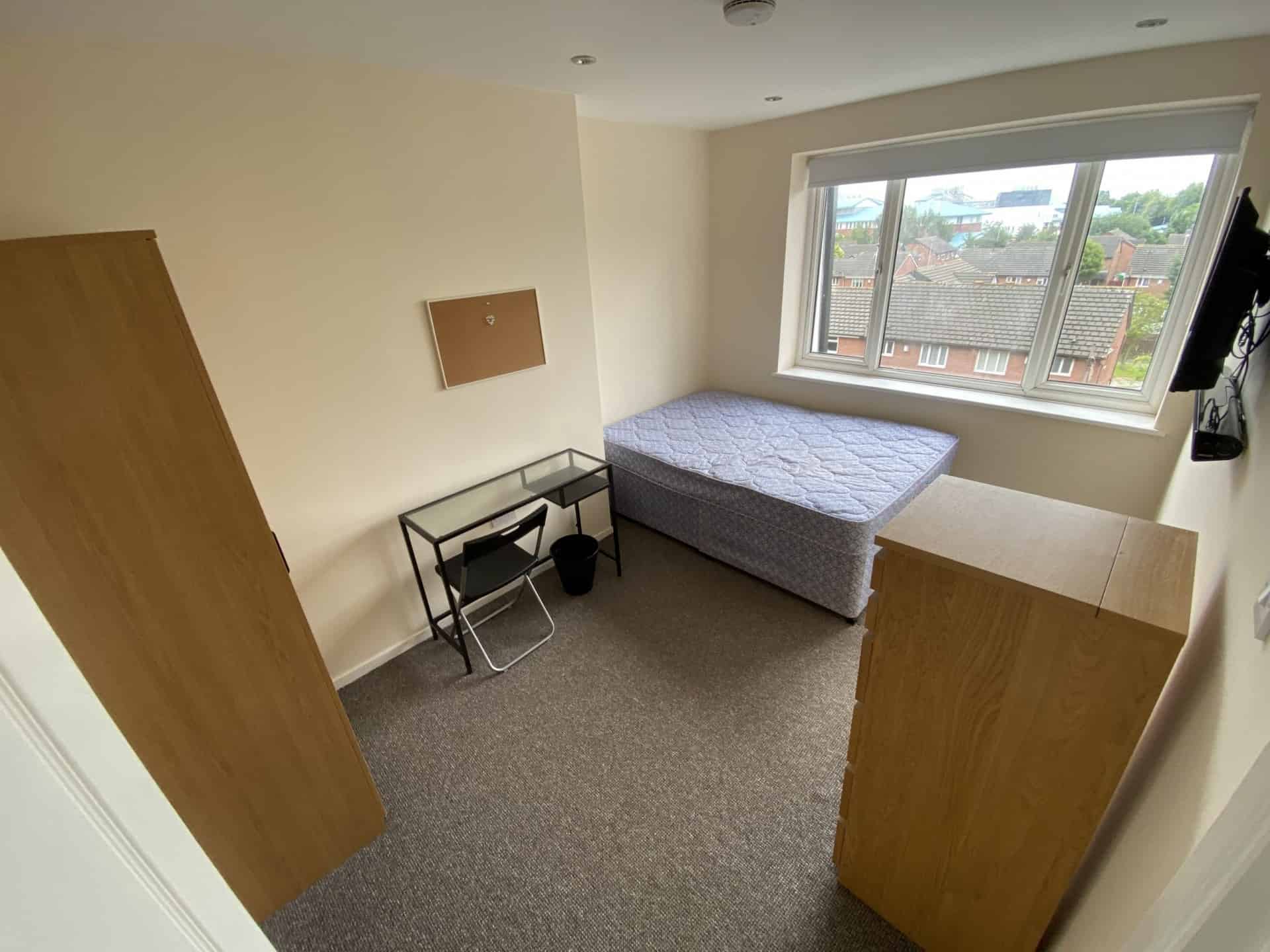 Room in a 3 Bedroom Apartment, 94 Minster Court, Liverpool L7 3QD - Liverpool, England, United Kingdom - Bedroom 3 - Bedroom