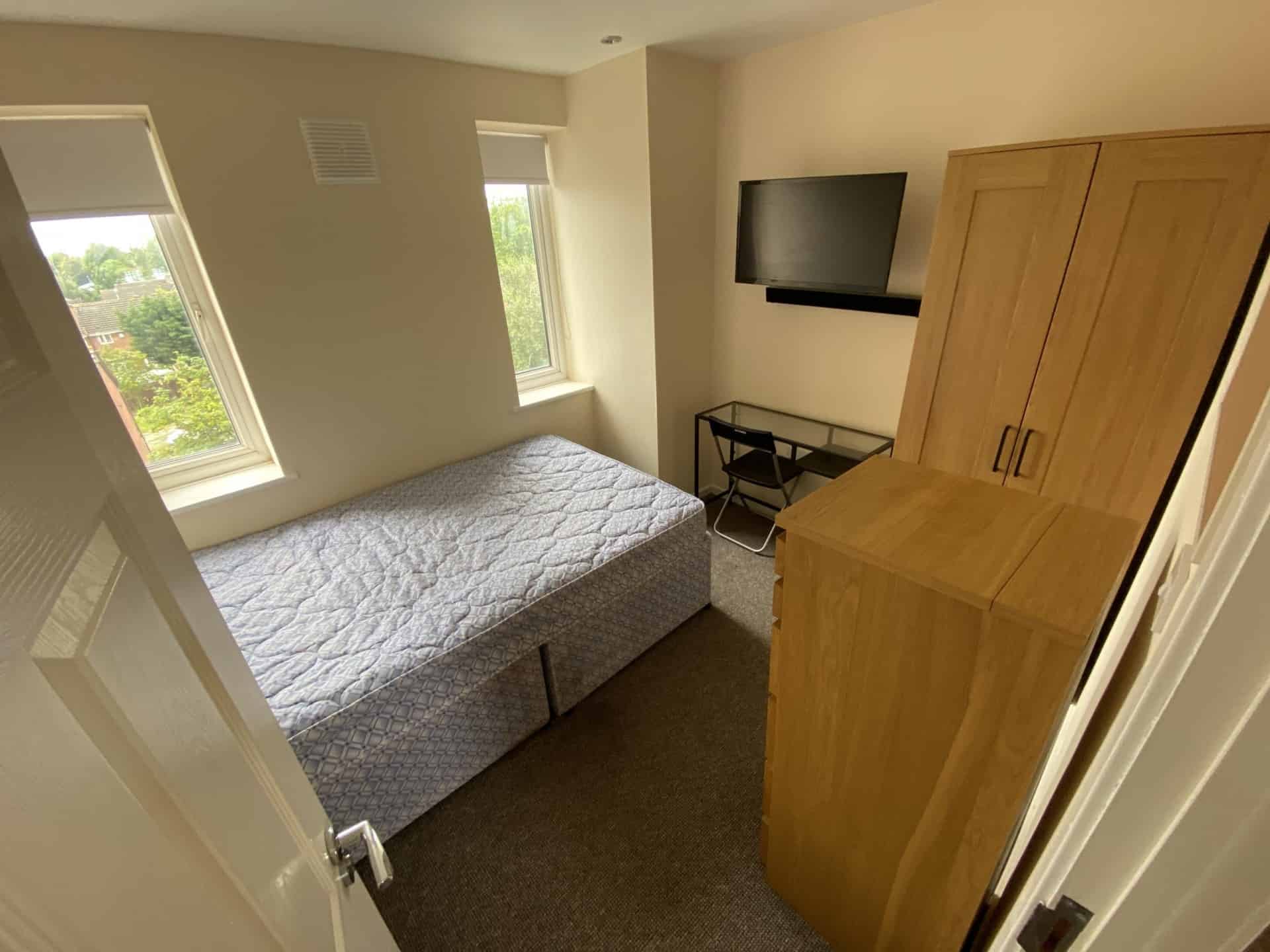 Room in a 3 Bedroom Apartment, 94 Minster Court, Liverpool L7 3QD - Liverpool, England, United Kingdom - Bedroom 3 - Bedroom