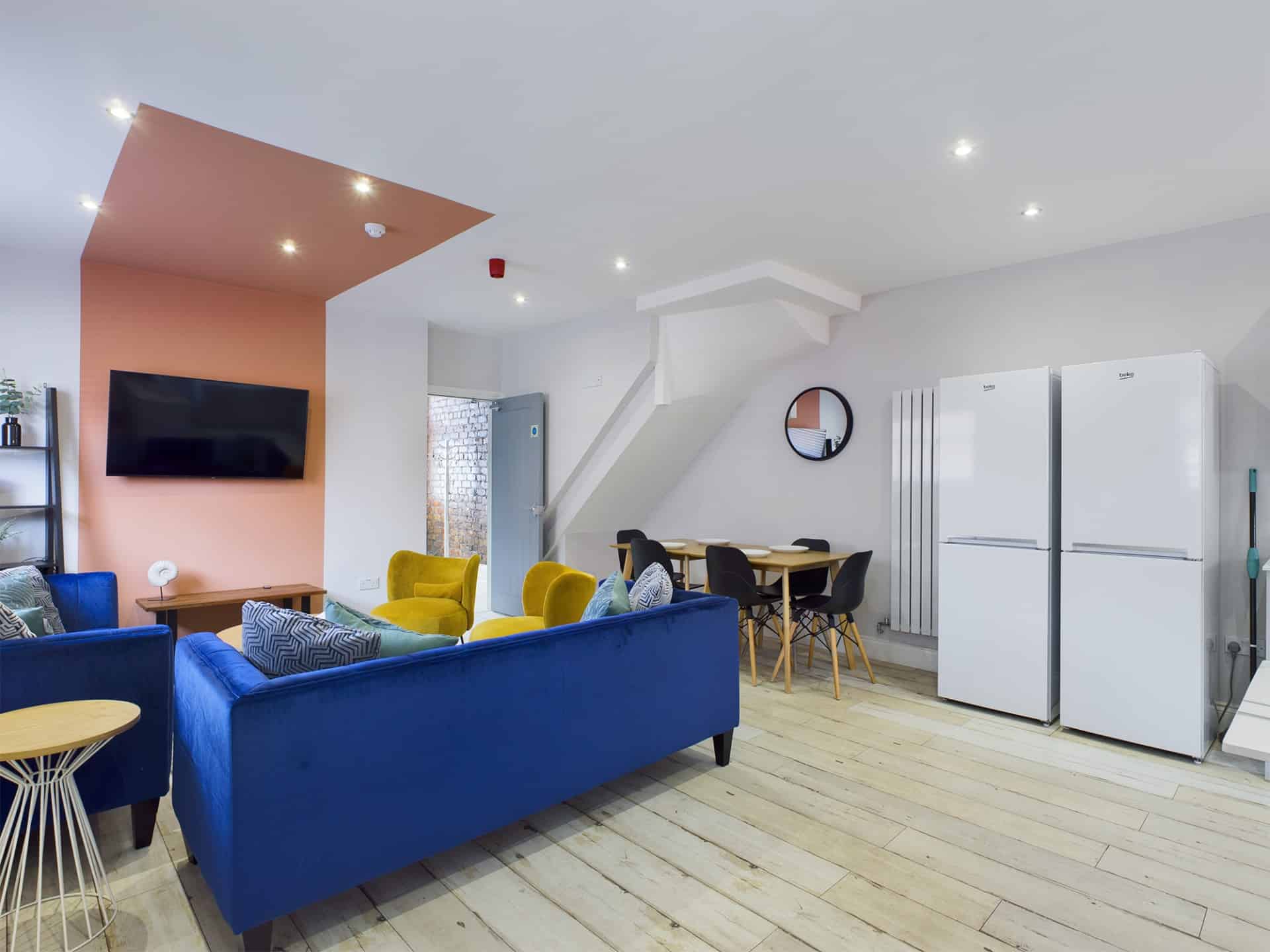 Room in a 6 Bedroom Apartment, 21 Lawrence Road, Liverpool L15 0EE - Liverpool, England, United Kingdom - Common Area