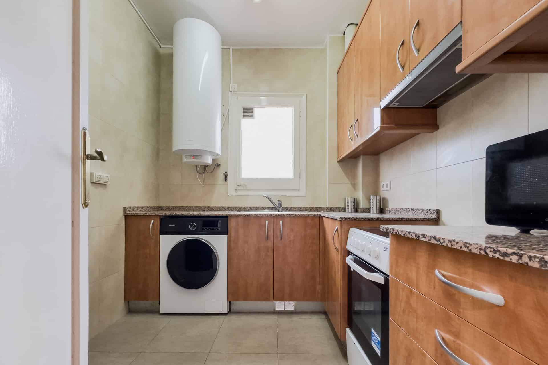 Occidente 3, Barcelona - Barcelona, Spain - Kitchen