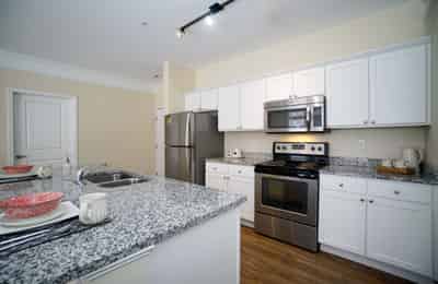 The Doric on Lane, Columbus - Columbus, Ohio, United States - Kitchen