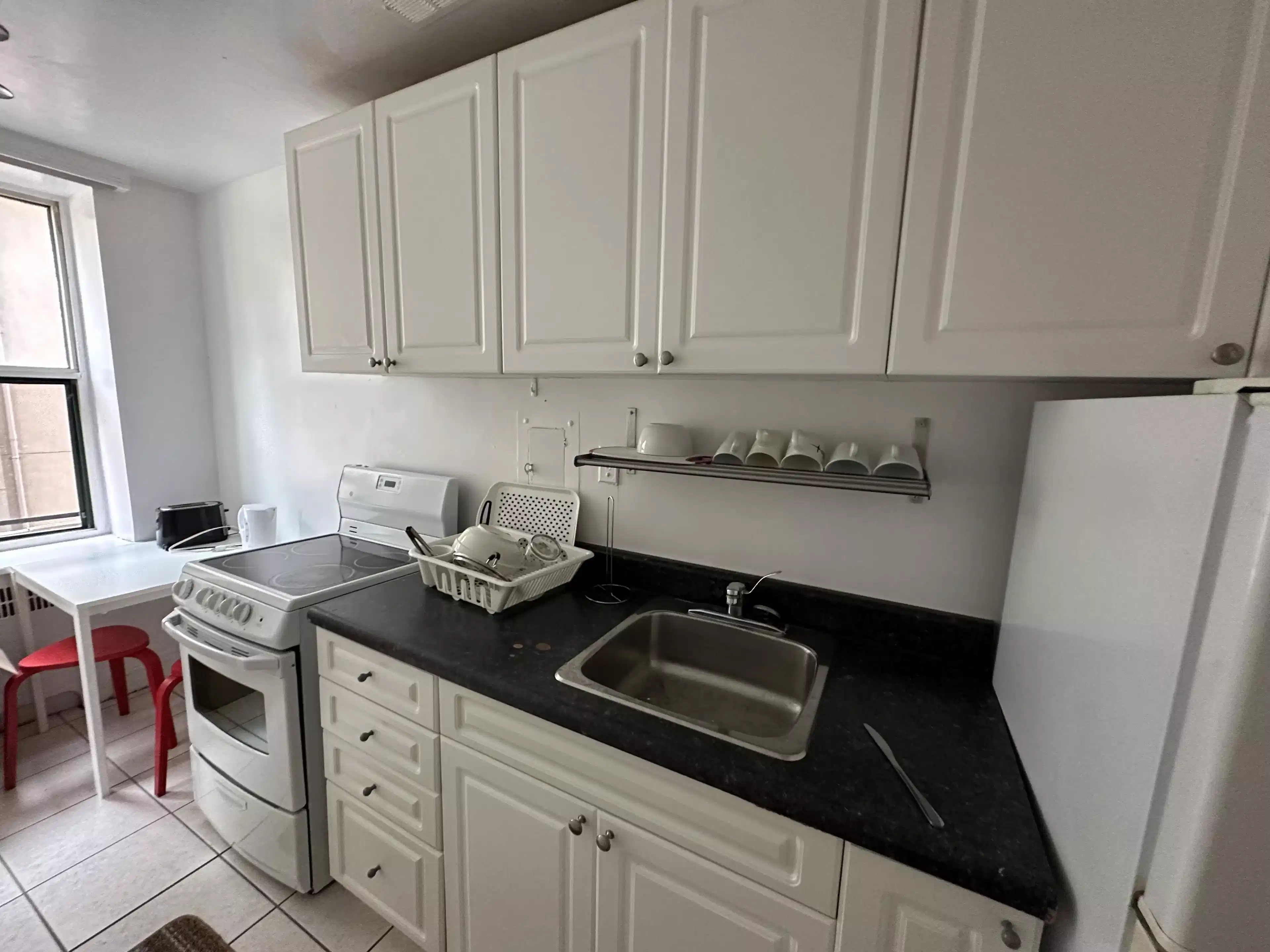 Pearson Housing 64 St. Clair Ave. W, Toronto  - Toronto, Ontario, Canada - Kitchen