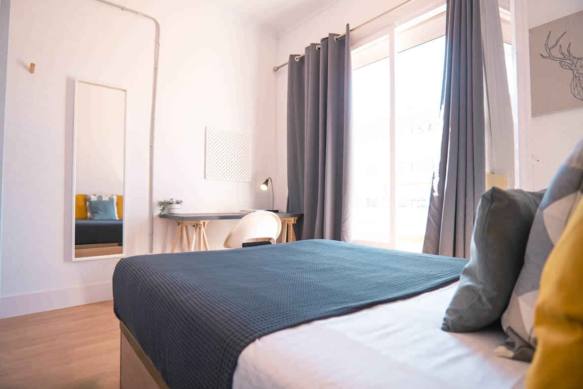 Kitchen?w=400&h=260&fit=crop&q=40&auto=format&trim=auto