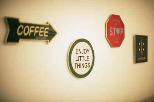 Amenities?w=400&h=260&fit=crop&q=40&auto=format&trim=auto