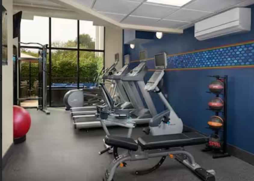 Hampton Inn Ann Arbor South, Ann Arbor - Ann Arbor, Michigan, United States - Amenities