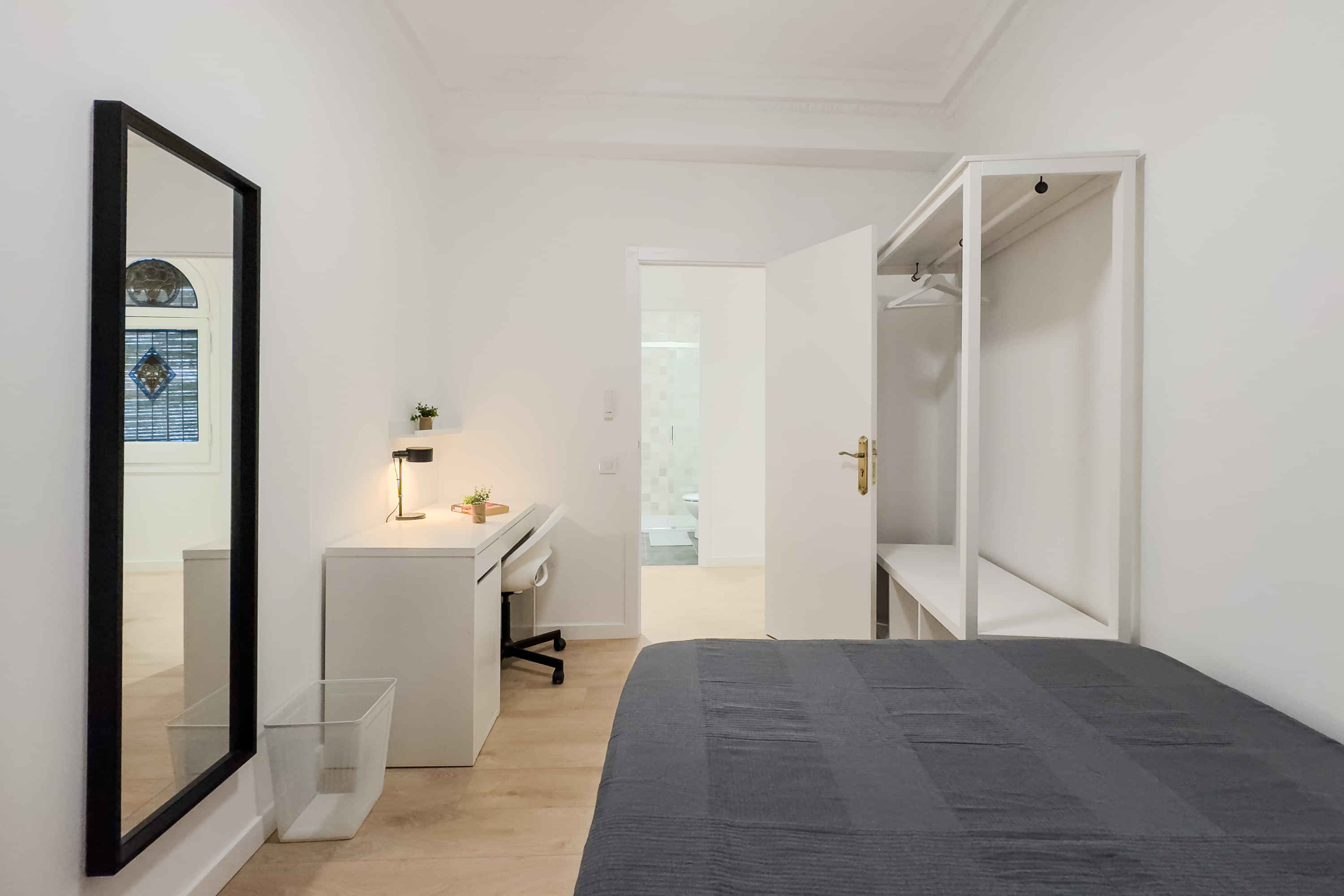 Kitchen?w=400&h=260&fit=crop&q=40&auto=format&trim=auto