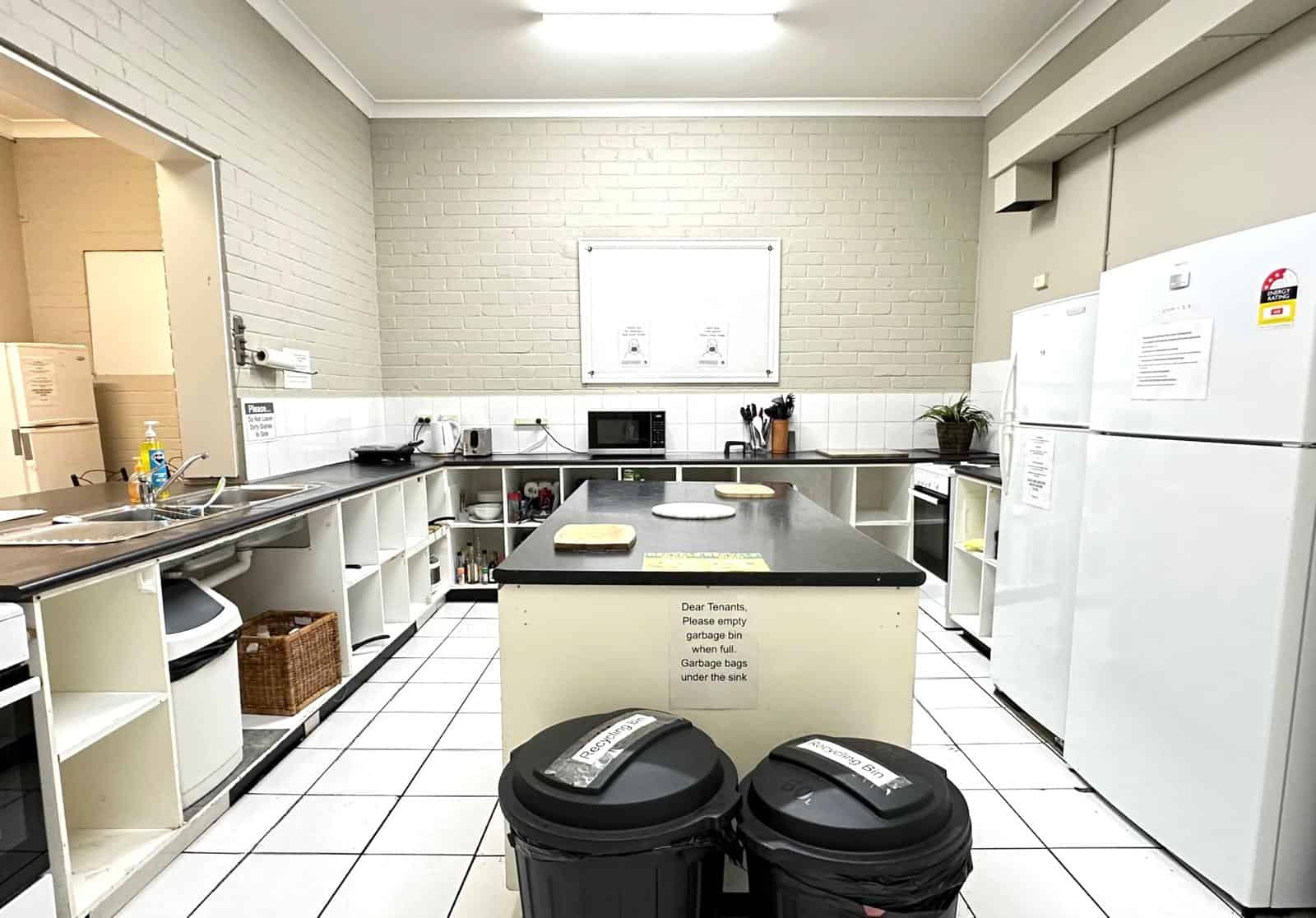 Room in a 9 Bedroom Apartment, 96A Glebe Point Rd, Glebe, NSW Australia 2037 - Sydney, New South Wales, Australia - Kitchen