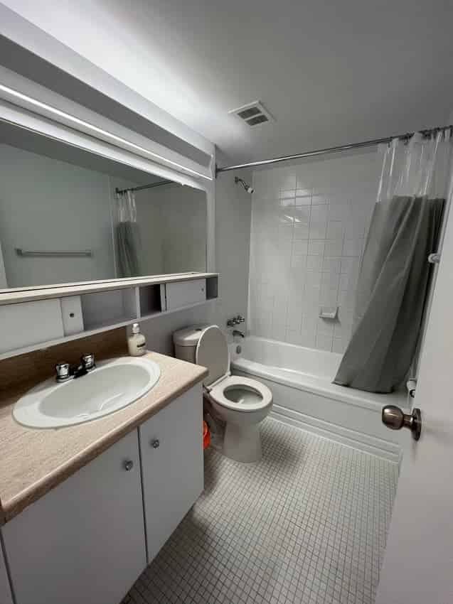 Kitchen?w=400&h=260&fit=crop&q=40&auto=format&trim=auto