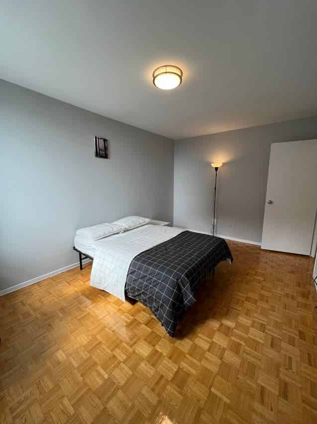 Kitchen?w=400&h=260&fit=crop&q=40&auto=format&trim=auto