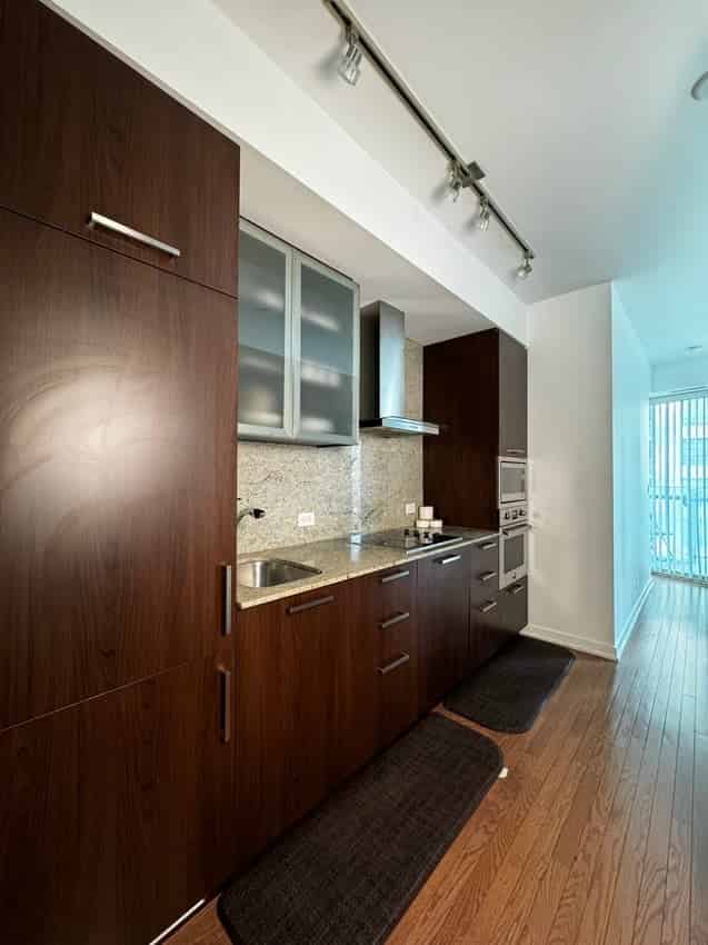 York St & Bremner Blvd, Toronto - Toronto, Ontario, Canada - Kitchen