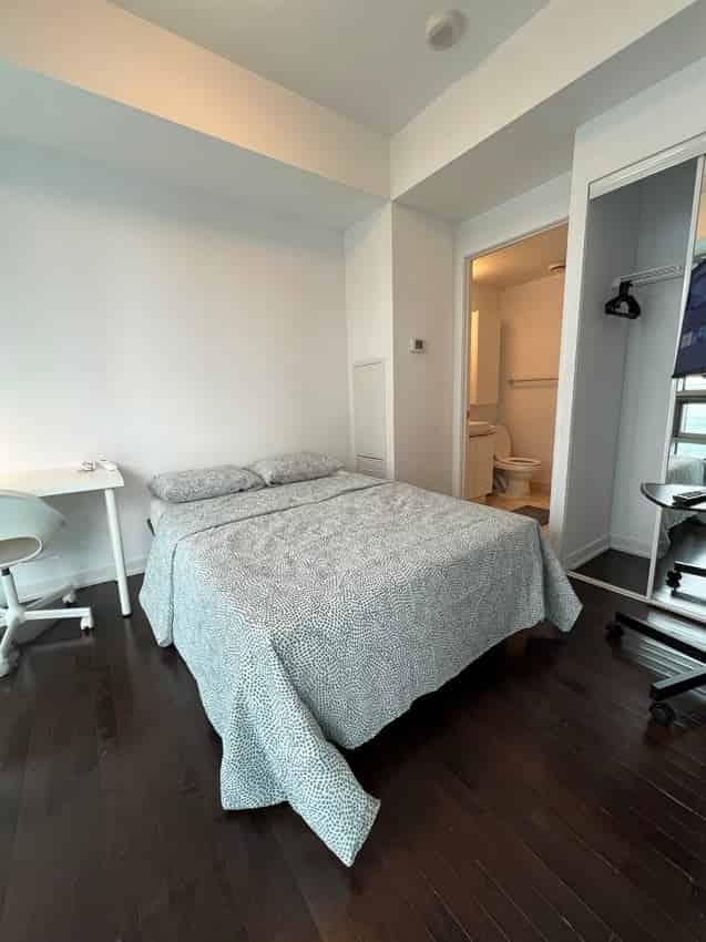 Amenities?w=400&h=260&fit=crop&q=40&auto=format&trim=auto