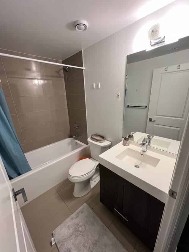 Amenities?w=400&h=260&fit=crop&q=40&auto=format&trim=auto