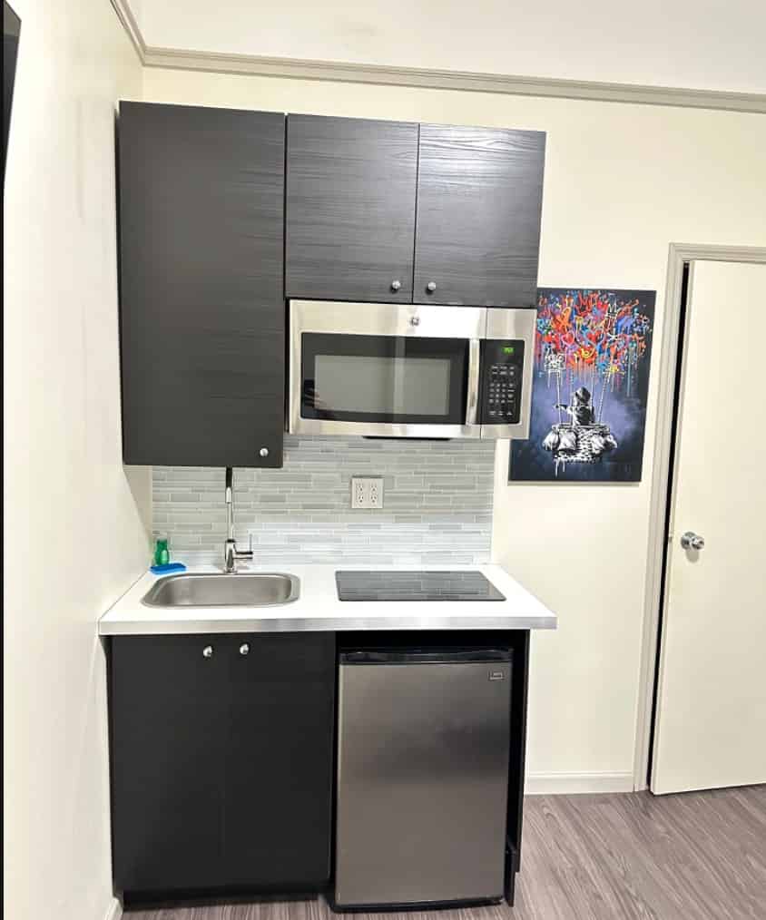 Union Square, New York - New York City, New York, United States - Studio - Kitchen