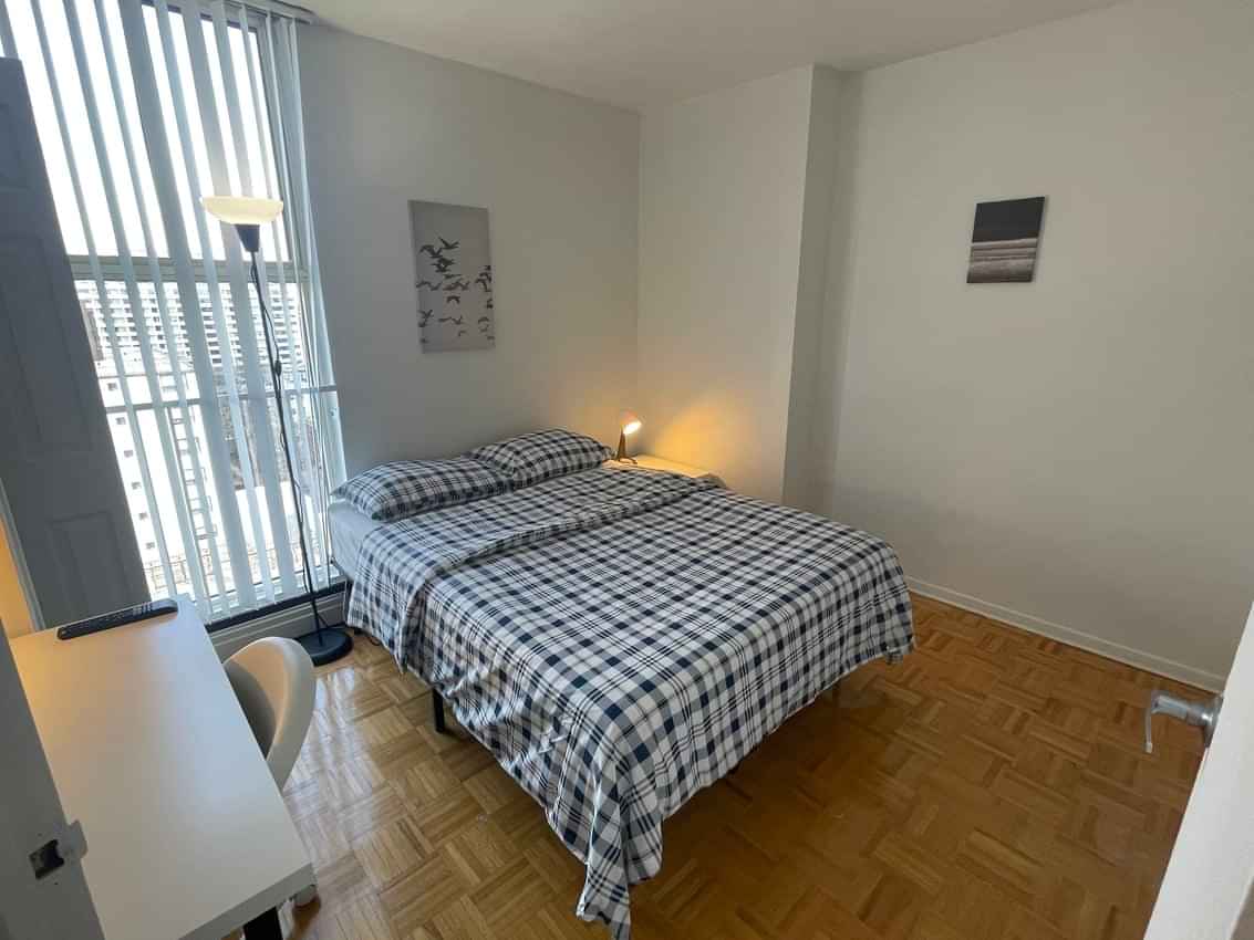 Flex Room - Bedroom?w=400&h=260&fit=crop&q=40&auto=format&trim=auto