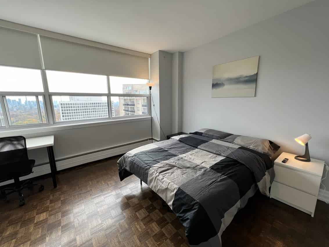 Kitchen?w=400&h=260&fit=crop&q=40&auto=format&trim=auto