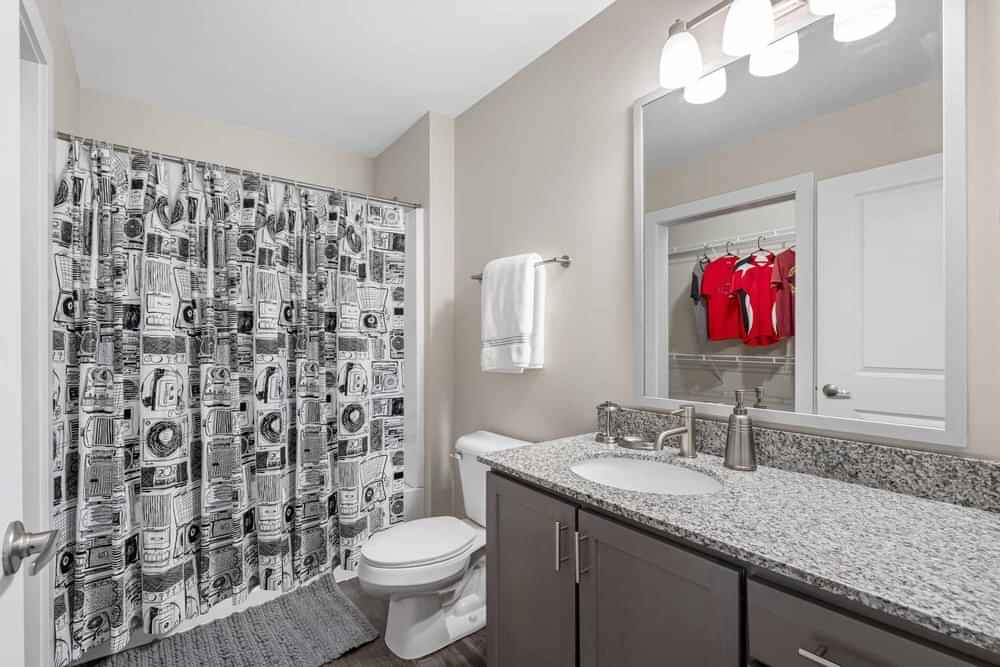 Amenities?w=400&h=260&fit=crop&q=40&auto=format&trim=auto