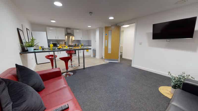 Amenities?w=400&h=260&fit=crop&q=40&auto=format&trim=auto