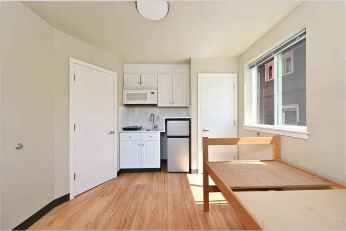 Aubrey Studios, Seattle - Seattle, Washington, United States - Bedroom