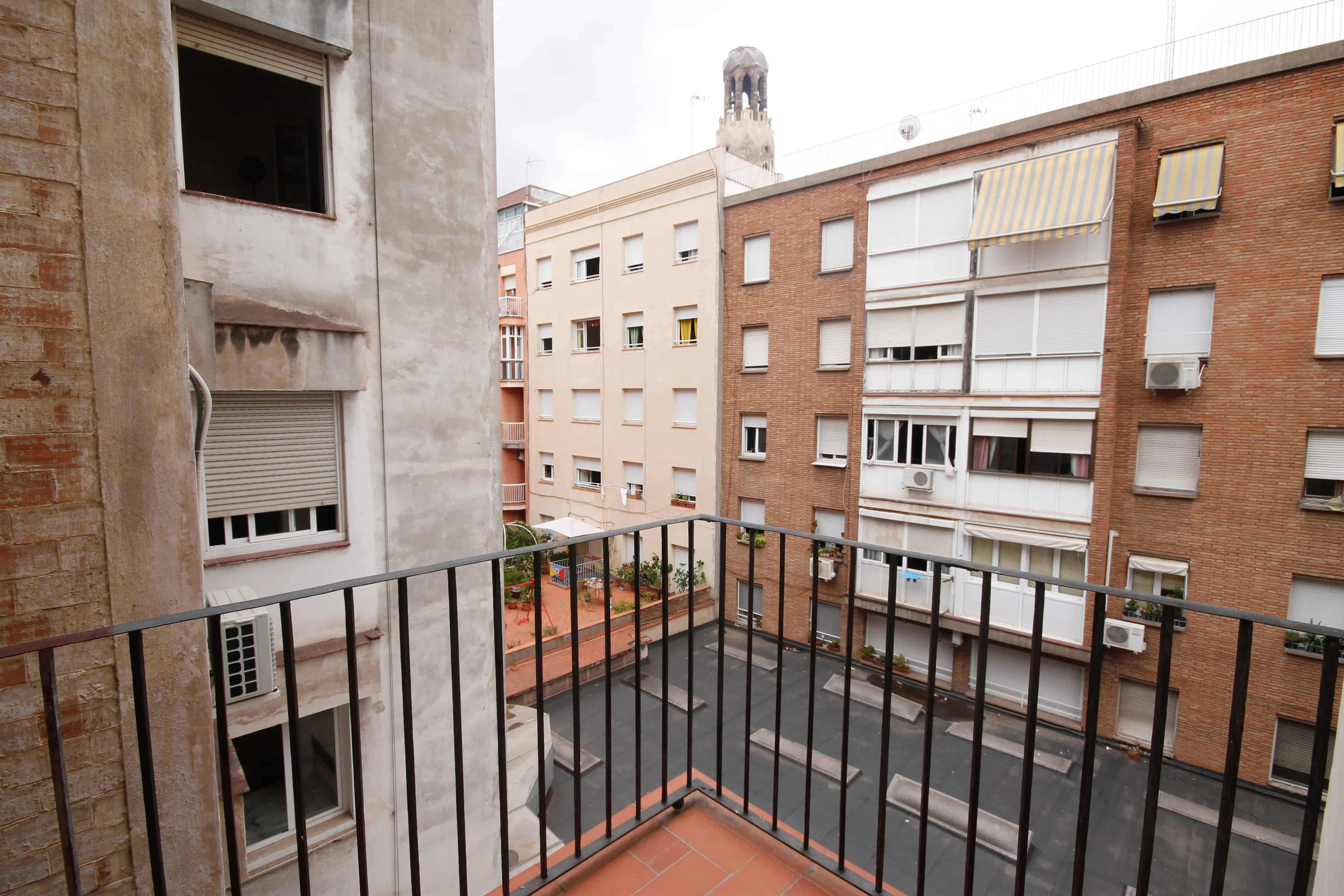 Poeta Cabanyes 14 1-1 Izquierdo, Barcelona 2